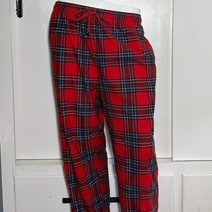 Men’s red plaid pajama pants